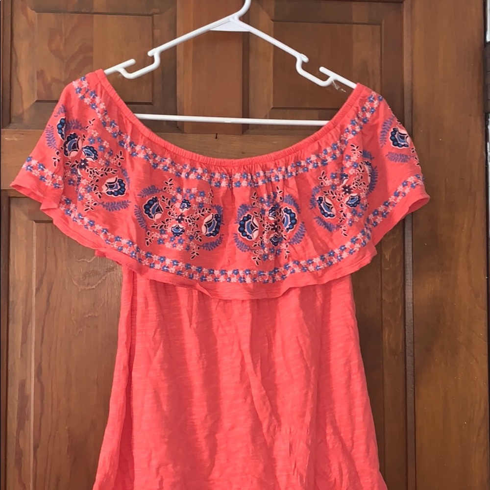 Great for summer coral off the shoulder top!!